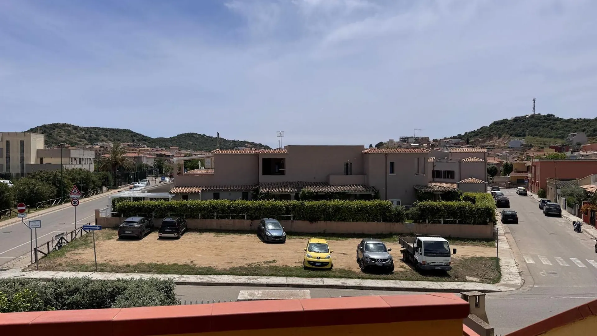 Willa Beatrice, Ad Un Passo Dal Centro Villasimius
